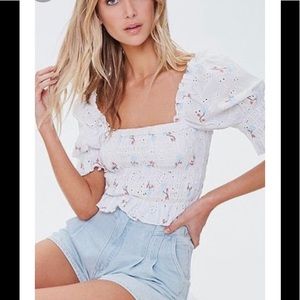 F21 white pink blue eyelet shirred ruched seersucker puff sleeve top floral lace